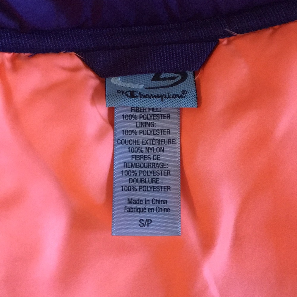 Champion Puffer Vest Size SP - Picture 6 of 7